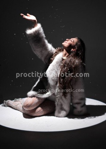 Оля, Г. Юрга